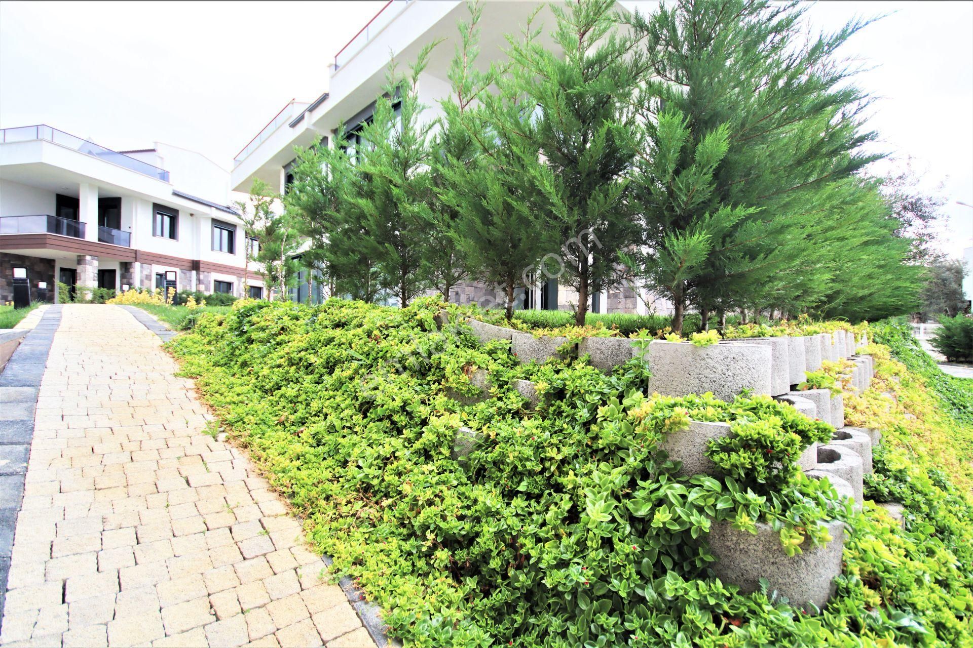 💦burhaniye Pelitköy'de💦aygül'den Denize Sıfır Site İçi Havuzlu Satılık 1+1 Bahçe Kullanımlı Daire - Görsel 29