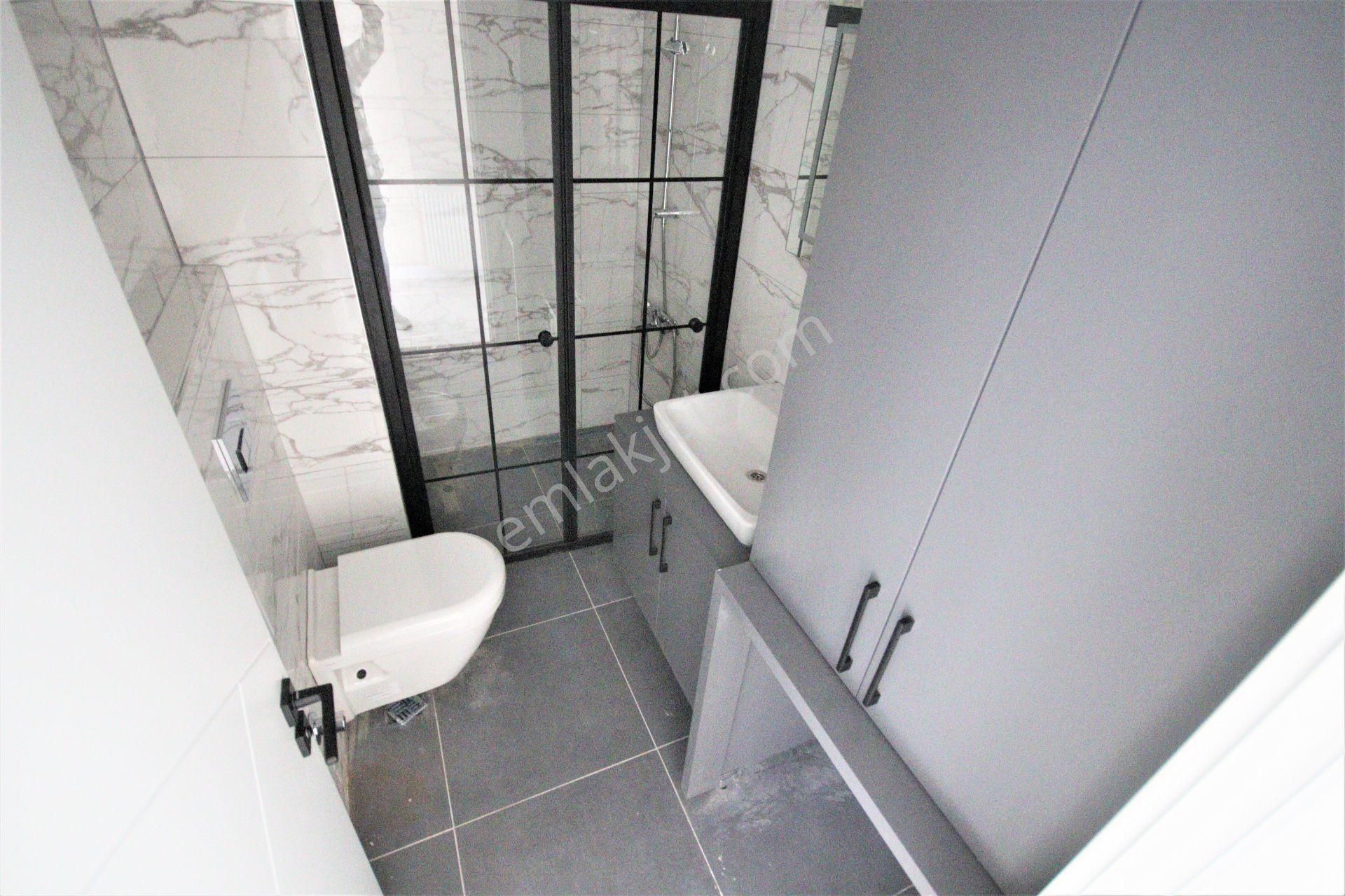 💦burhaniye Pelitköy'de💦aygül'den Denize Sıfır Site İçi Havuzlu Satılık 1+1 Bahçe Kullanımlı Daire - Görsel 23