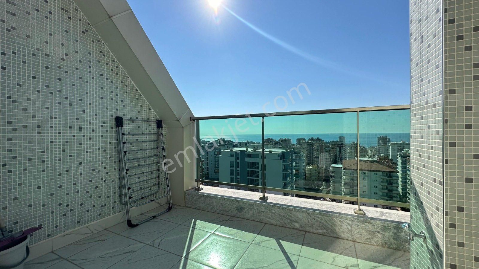 Sea View 2+1 Penthouse Apartment İn Mahmutlar Full Furnished - Görsel 7