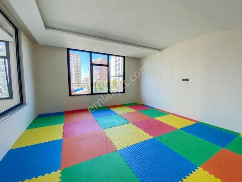 Sea View 2+1 Penthouse Apartment İn Mahmutlar Full Furnished - Görsel 23