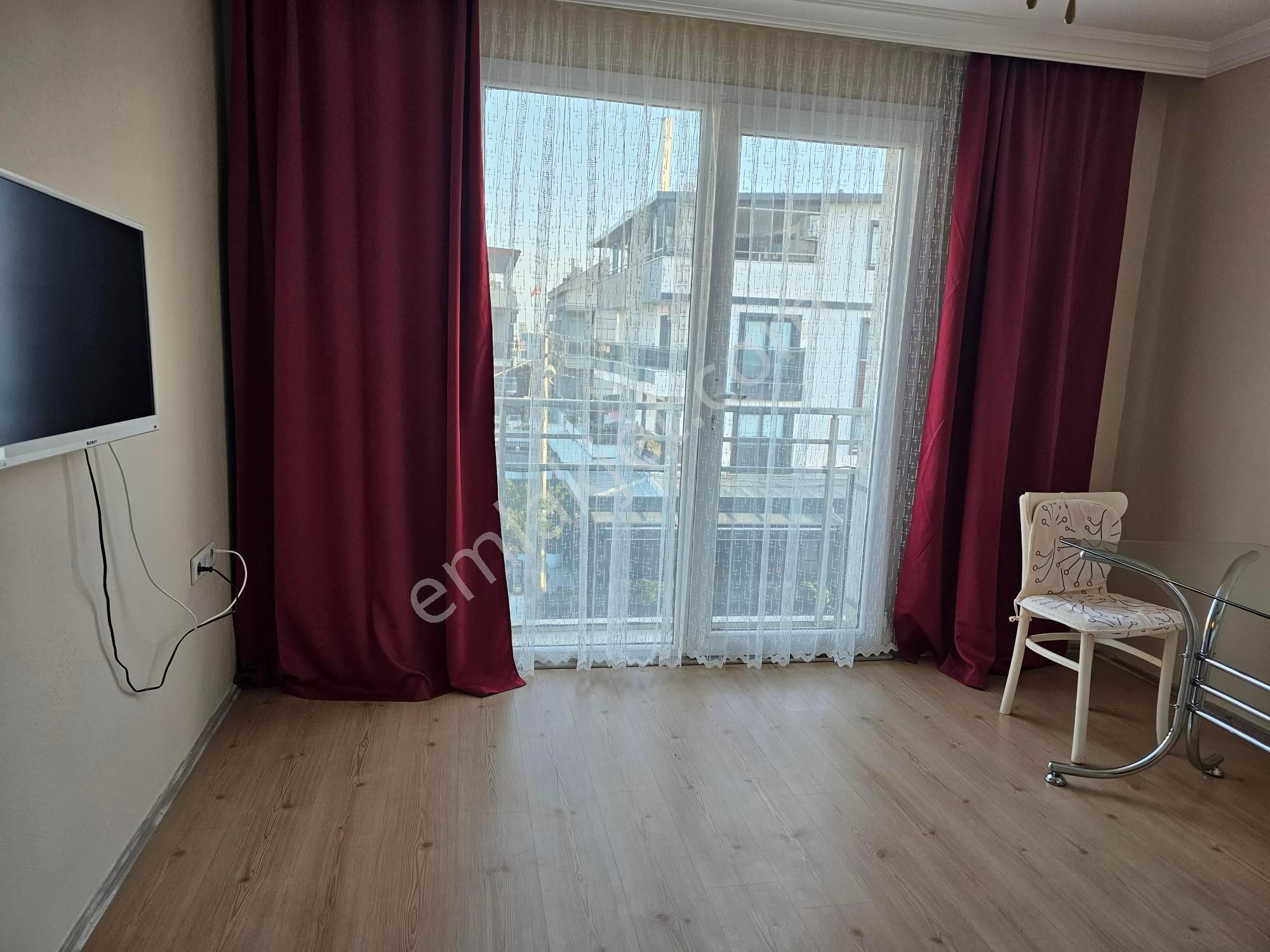 Didim Merkezde Sahibinden Kiralık Kısmi Mobilyalı 1+1 Daire - Görsel 5