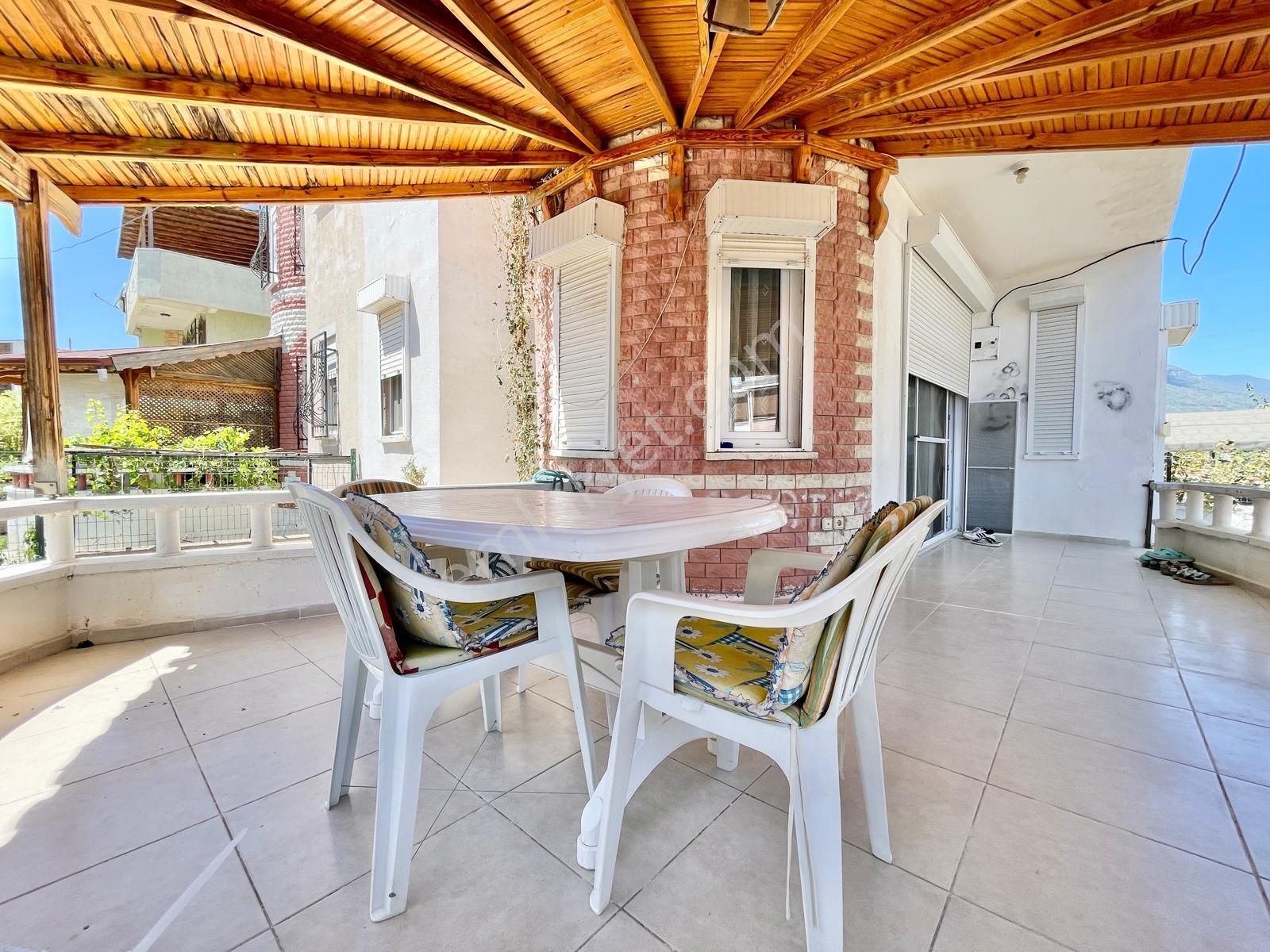 Sadece Berkay Demirel'den Denize Sadece 130 Metre Çift Cephe 3+1 Villa - Görsel 18