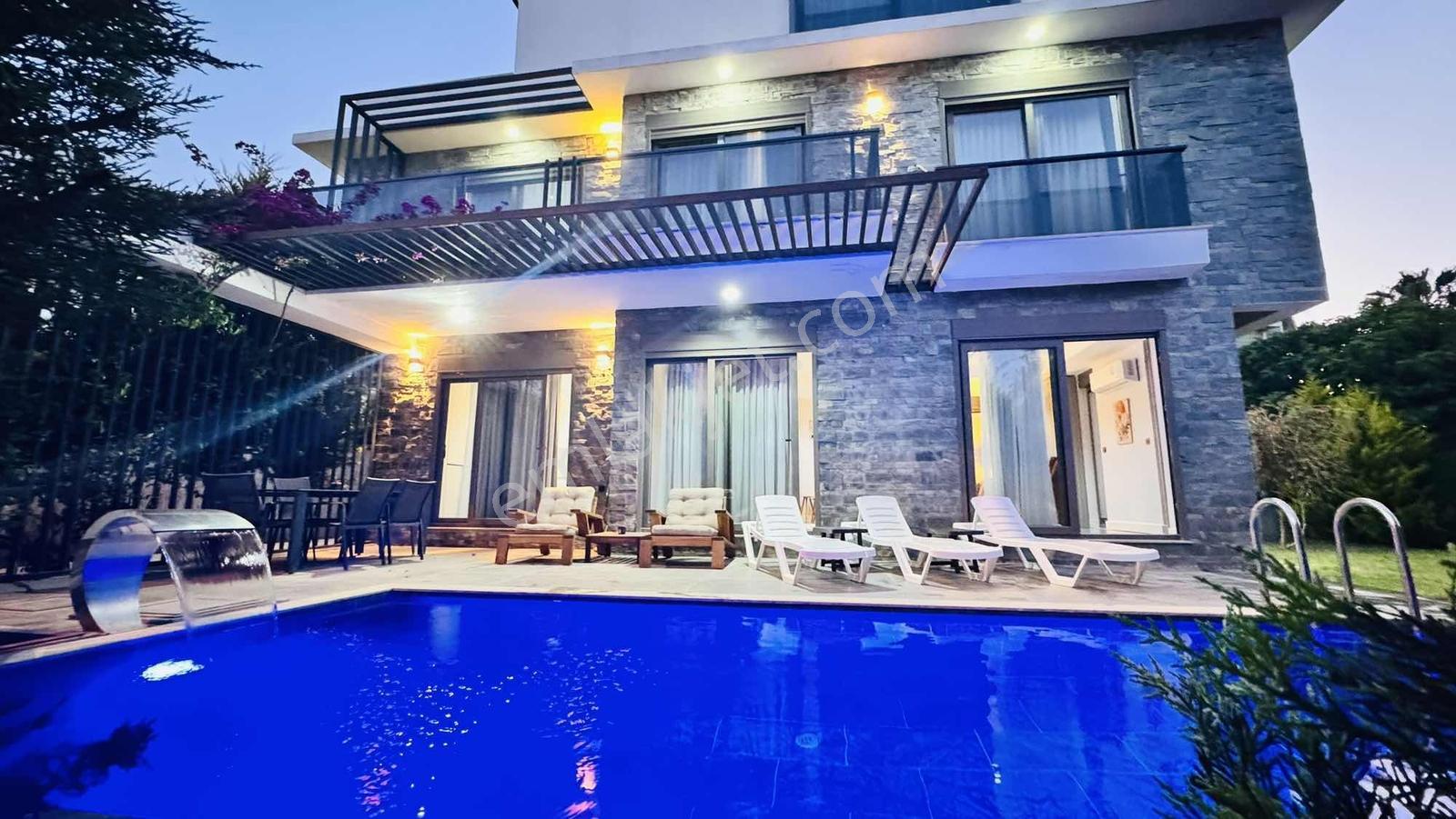 Belek'de Kiralık Lüks Özel Havuzlu 4+1 Vılla - V E R D E - - Görsel 4