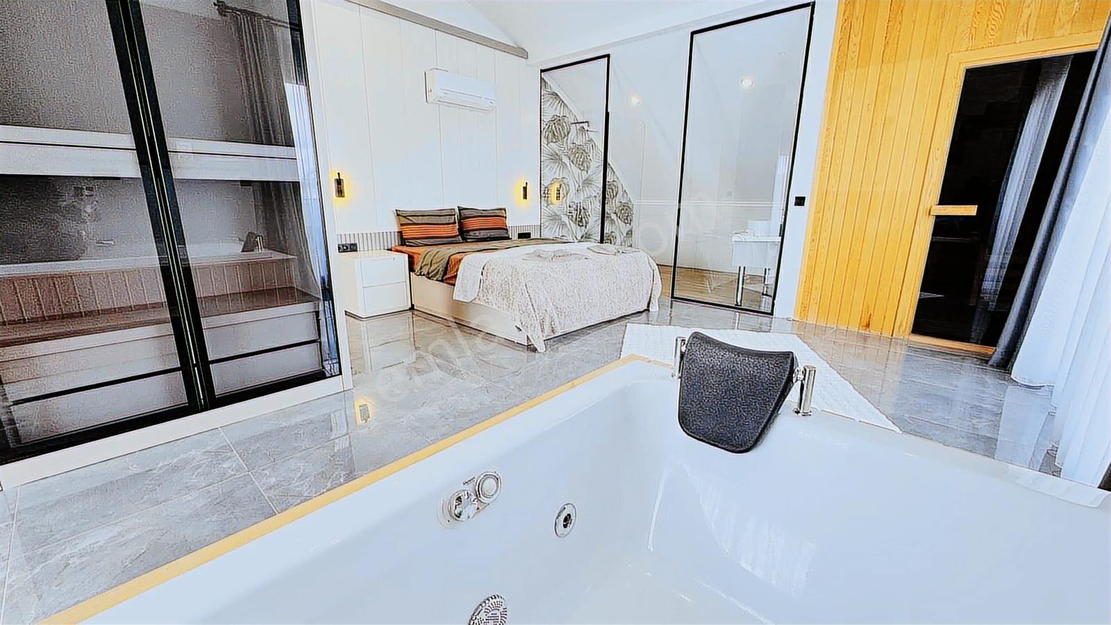 Belek'de Villalar Bölgesinde Kiralık Lüks Özel Havuzlu 4+1 Vılla - Görsel 8