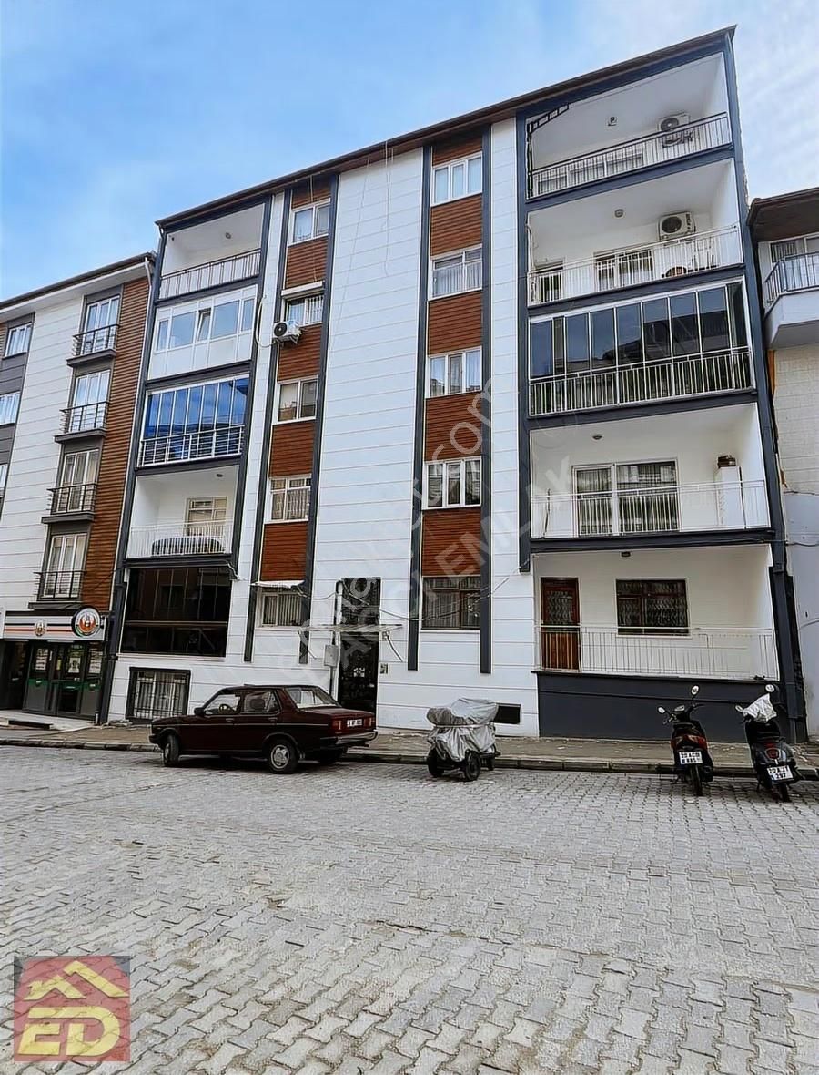 Buldan Ana Cadde Üzeri 3+1 Satılık Daire 145m²