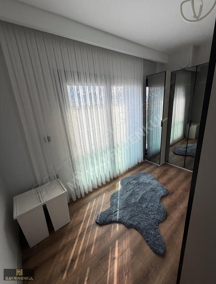 Atatürk Mahallesinde Havuzlu,geniş Bahçeli Lüks 5+1 Villa - Görsel 15