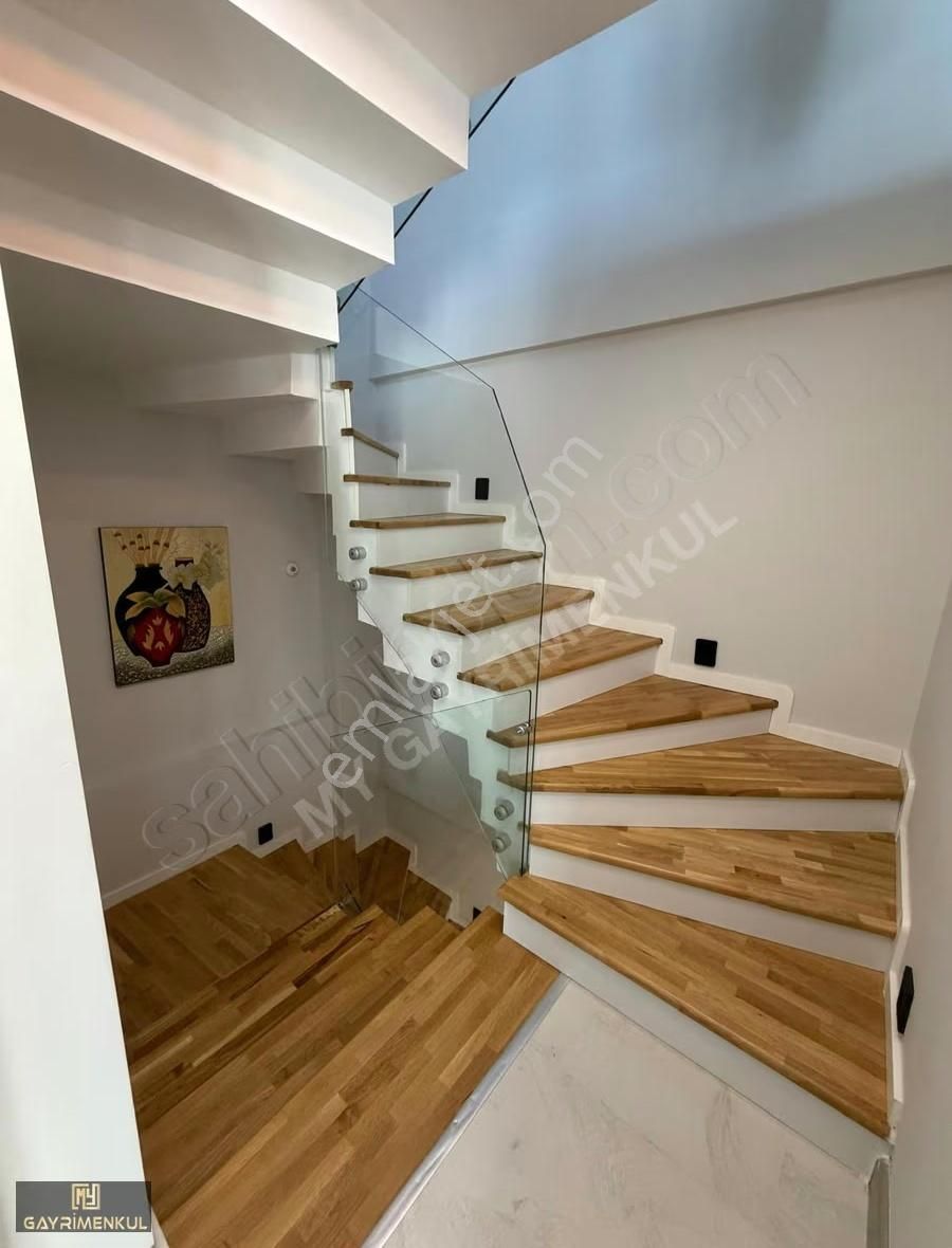 Atatürk Mahallesinde Havuzlu,geniş Bahçeli Lüks 5+1 Villa - Görsel 3