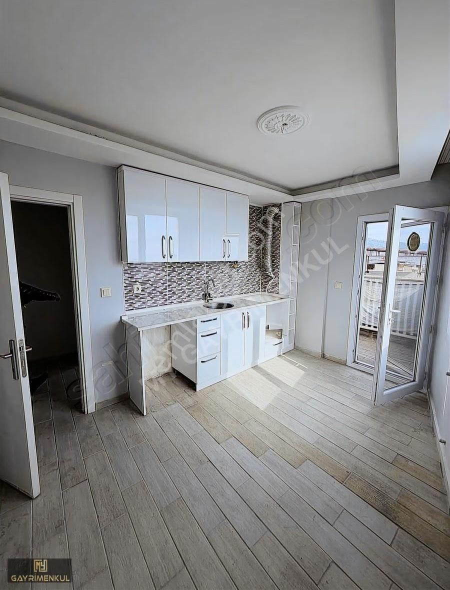 Cengizhan Mahallesinin Girişinde Teraslı Dubleks Asansörlü Daire - Görsel 6