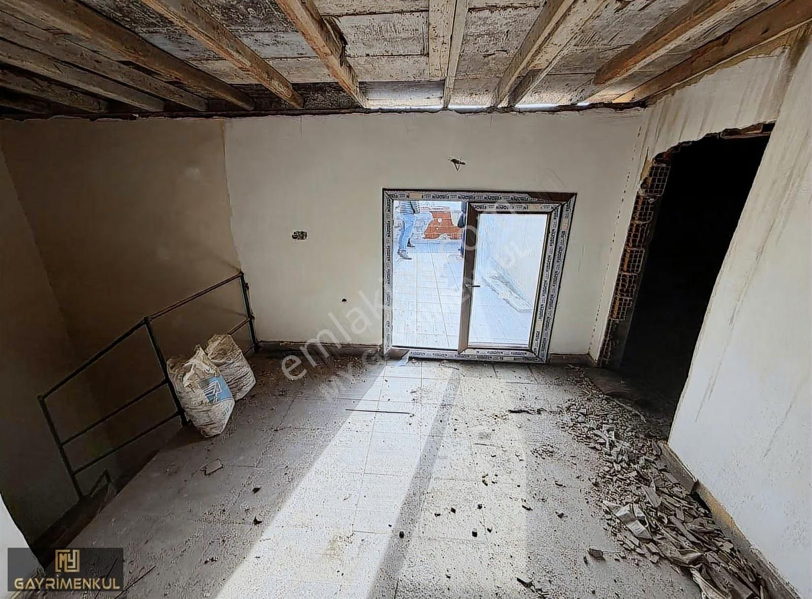 Cengizhan Mahallesinin Girişinde Teraslı Dubleks Asansörlü Daire - Görsel 16