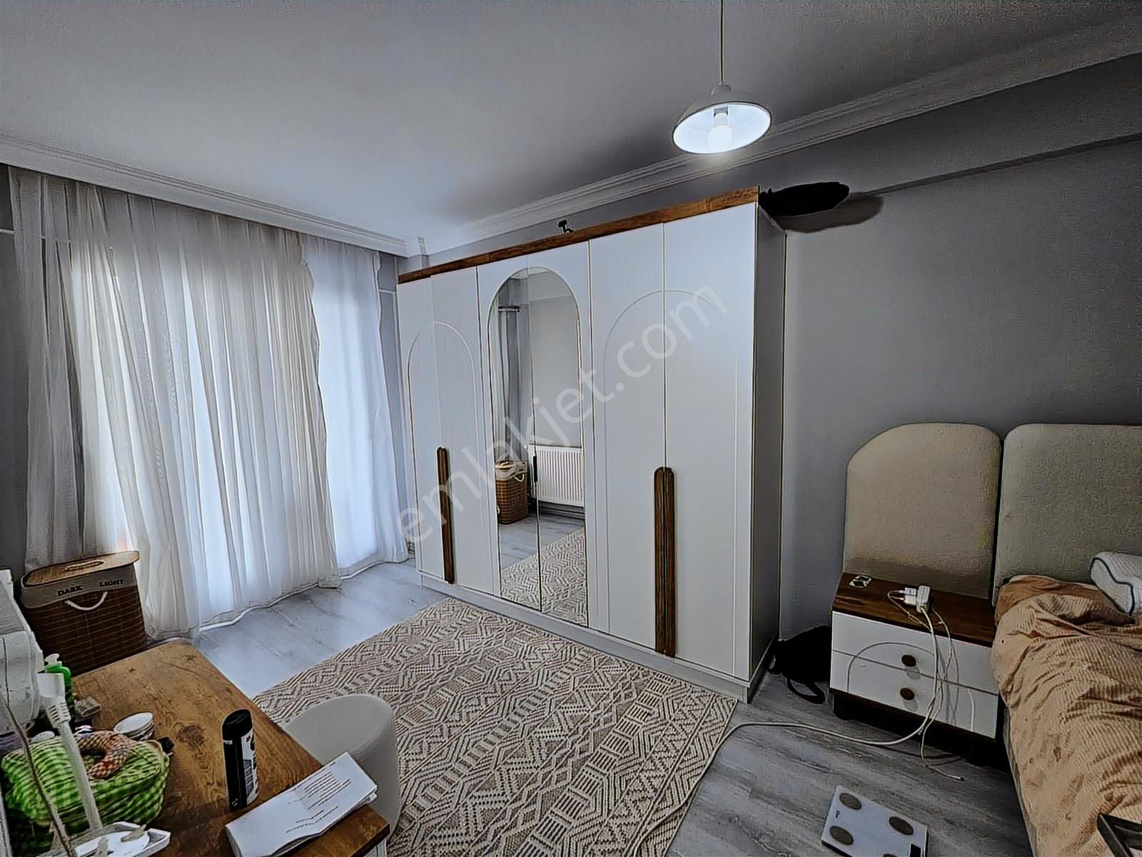Muradiye Mh'de Bahçeşehir Koleji Karşısında Satılık Lüks Daire - Görsel 22