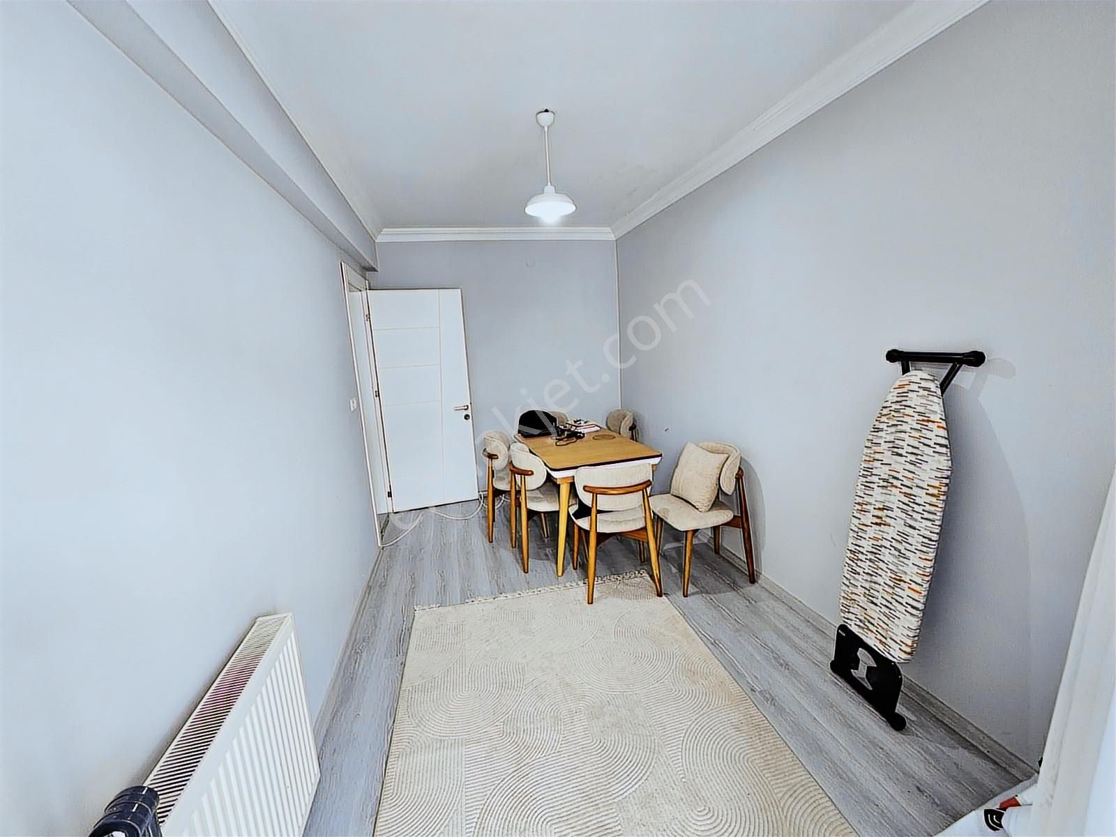 Muradiye Mh'de Bahçeşehir Koleji Karşısında Satılık Lüks Daire - Görsel 18