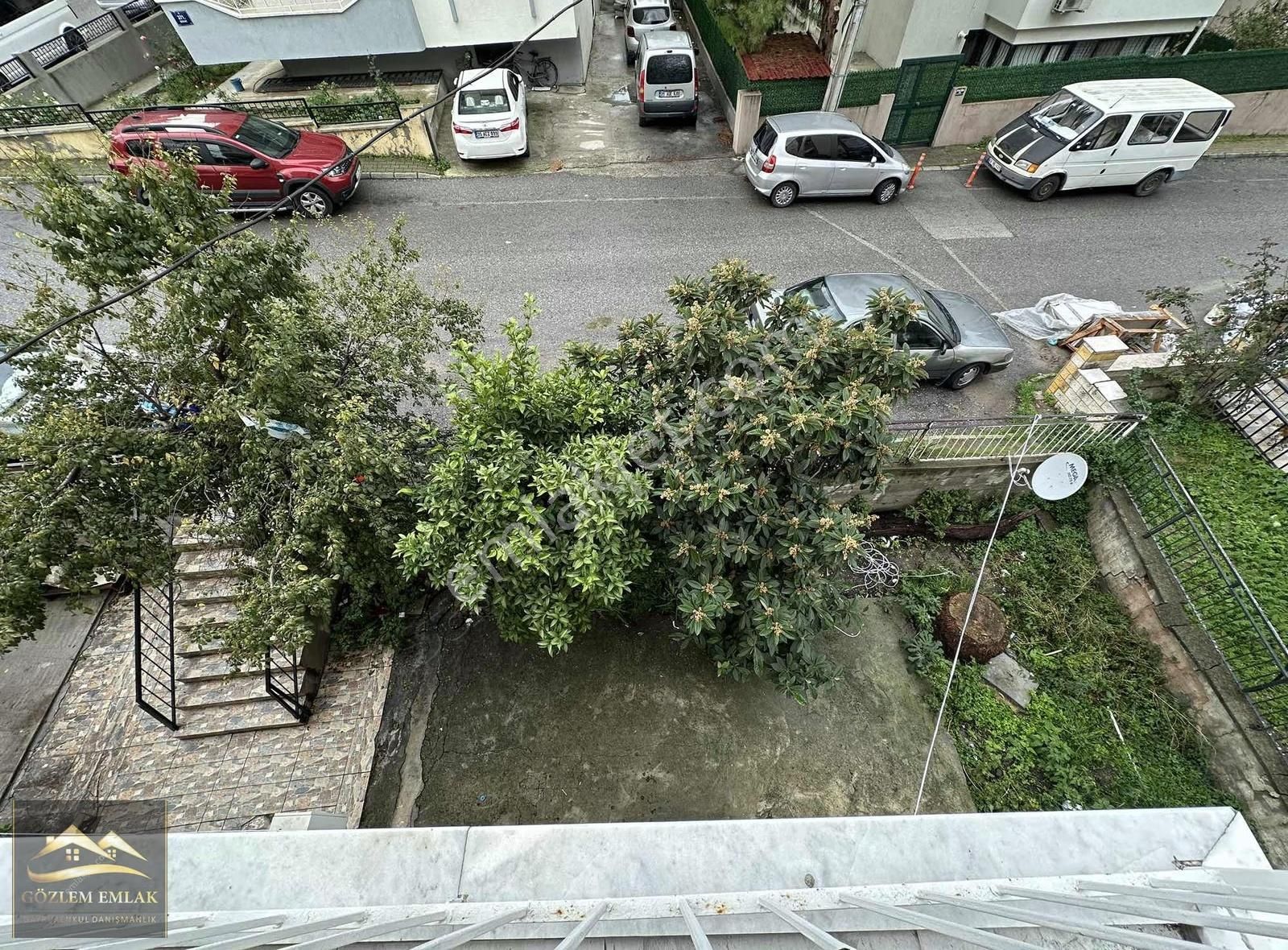 Aliağa Çarşı Merkez Kiralık 2+1 Ara Kat Daire - Görsel 9