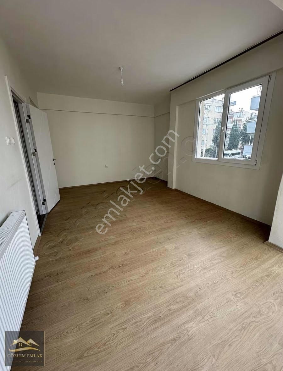 Aliağa Çarşı Merkez Kiralık 2+1 Ara Kat Daire - Görsel 5