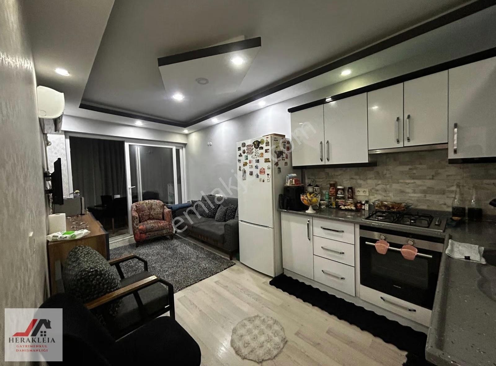 Didim Efeler Mahallesi Arakat Asansörlü 2+1 Daire - Görsel 7