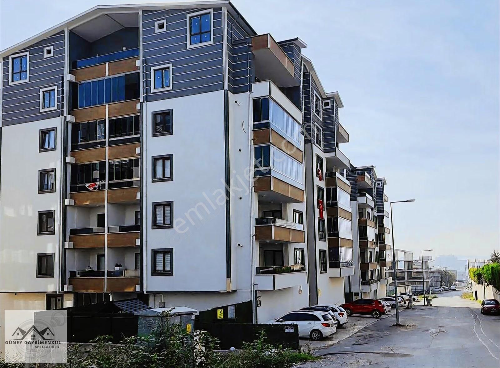 Güney'den Dumlupınarda 1.sınıf Malzeme Özel Yapım 2+1 Dubleks