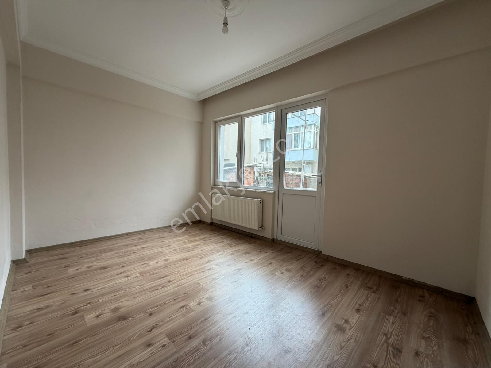 Merkezi Konumda Bakımlı 3+1 Kiralık Daire - Görsel 8