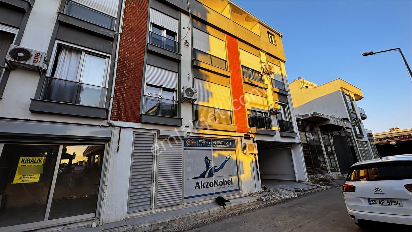 İzmir Çiğki K.çiğli'de Kiralık 1+1 Daire Cb Ph - Görsel 21