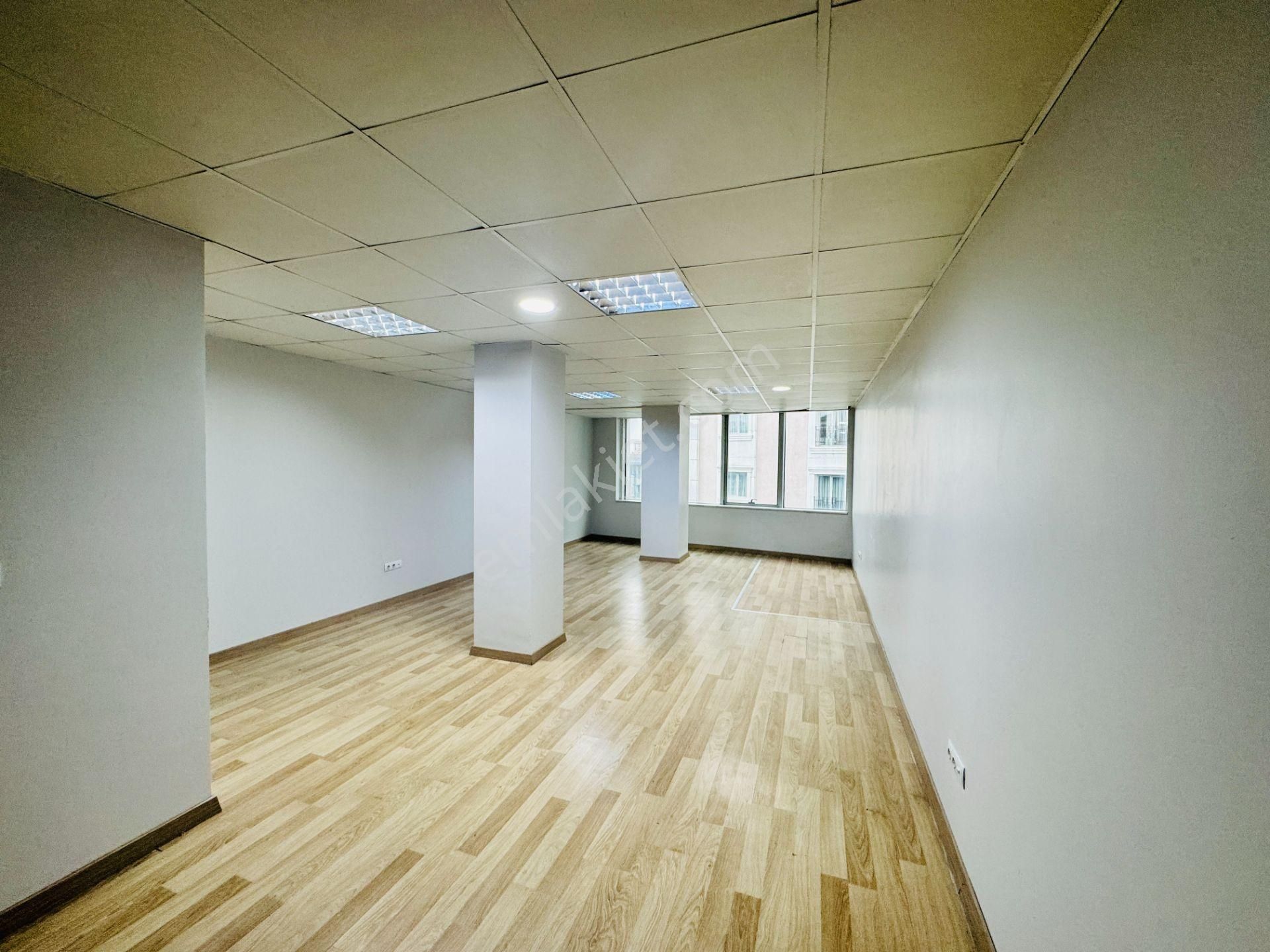 Turyap Alpha'dan Esenyurt Meydanda Kiralık Büro & Ofis - Görsel 3