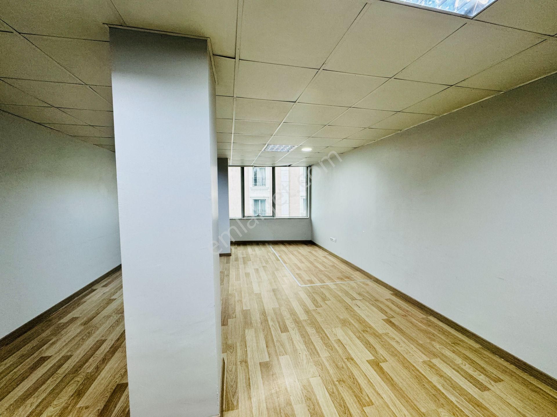 Turyap Alpha'dan Esenyurt Meydanda Kiralık Büro & Ofis - Görsel 11