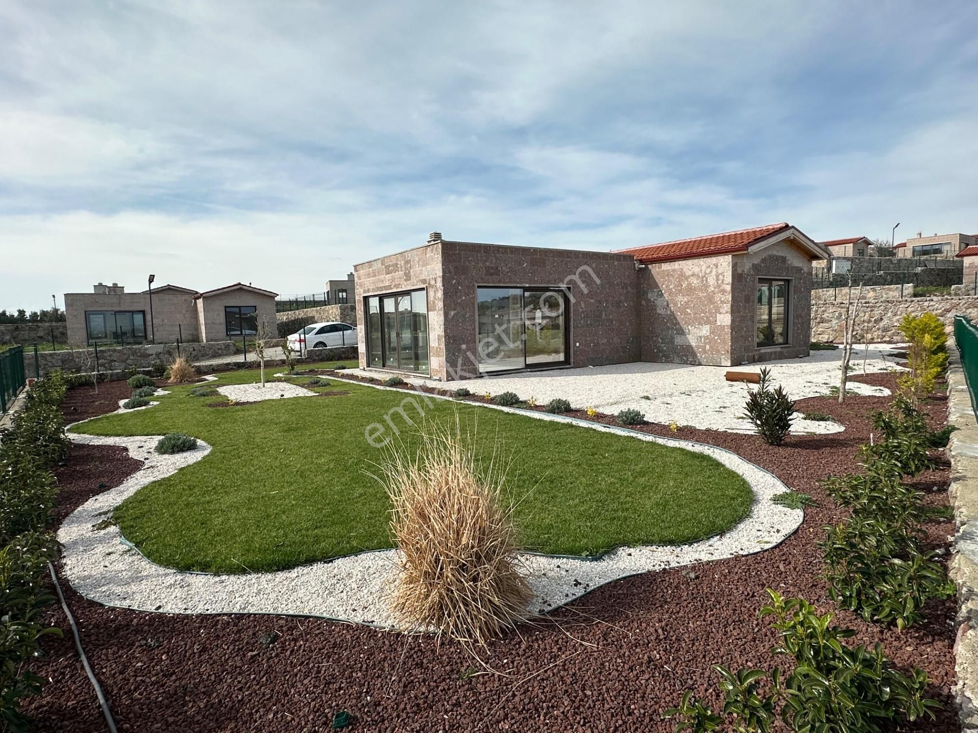 Fırsat Fiyat!!!! Agora Asos Sitesinde Muhteşem 3+1 Satılık Villa