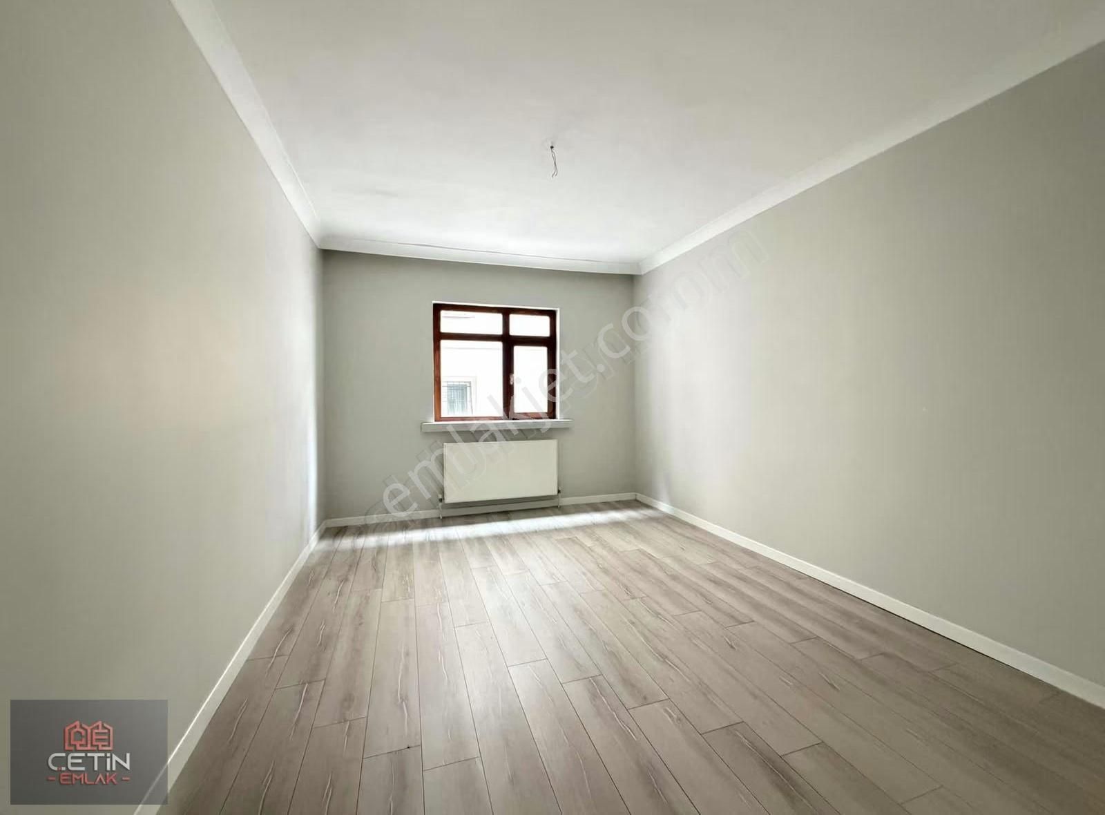 Çetin Emlak' Fatih Mah.içi Yapılı 1 Balkonlu Giriş Kat 3+1 Daire - Görsel 14