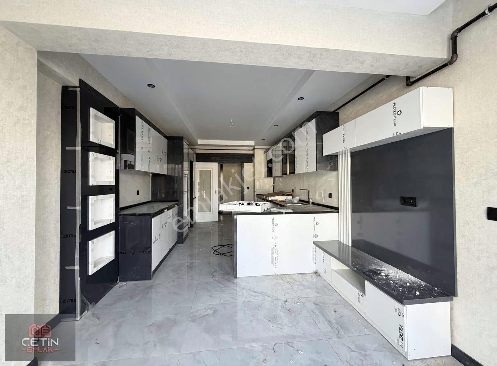 Çetin Emlak'kaymakamlık Yanı Sıfır Giyinme Odalı 190m2 4+1 Daire - Görsel 4