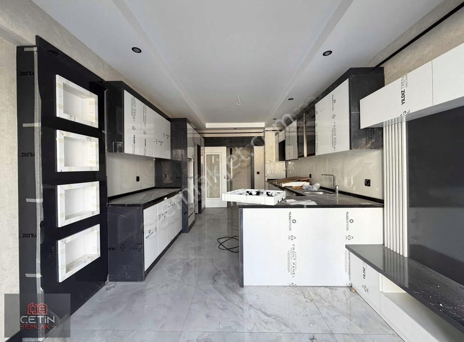 Çetin Emlak'kaymakamlık Yanı Sıfır Giyinme Odalı 190m2 4+1 Daire