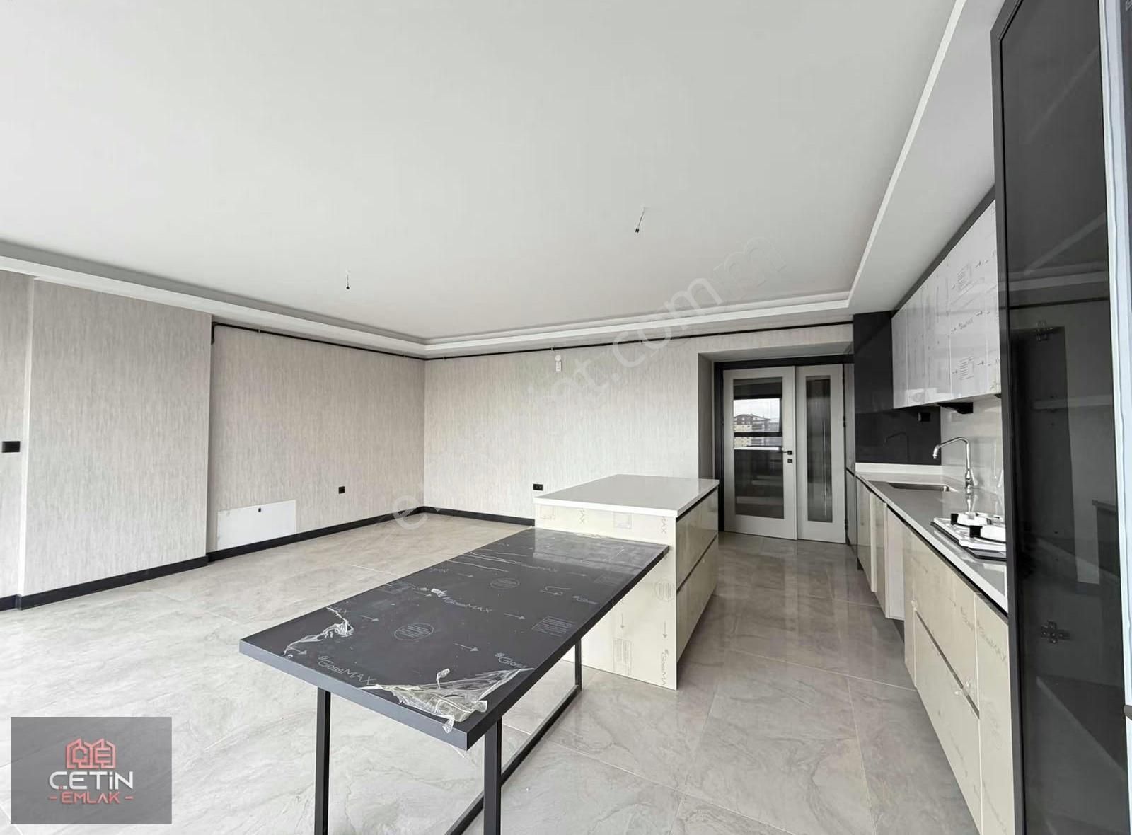 Çetin Emlak ▓ Cadde Üzeri Tam Donanımlı,geniş Mutfak 13.kat 4+1 - Görsel 5