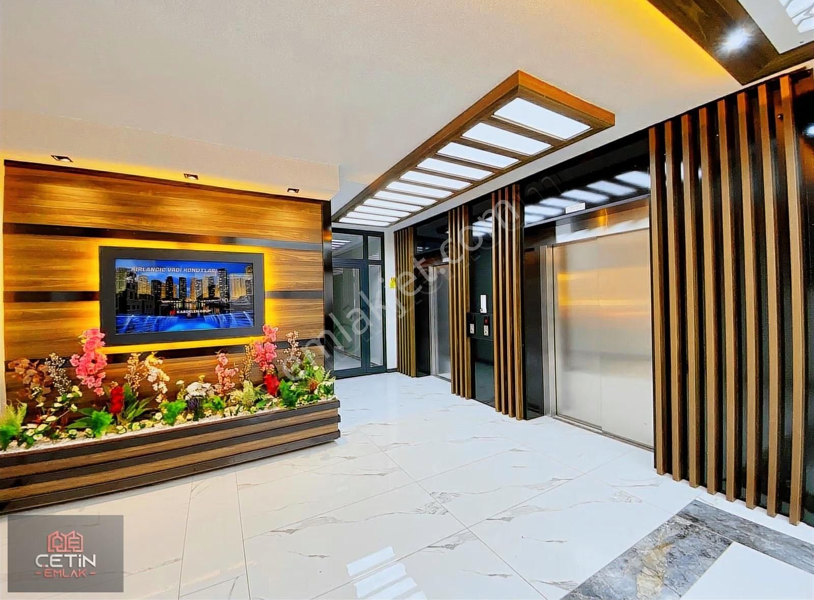 Çetin Emlak'hastane Yanı Geniş Peyzajlı 5.kat Giyinme Odalı 4+1 - Görsel 8