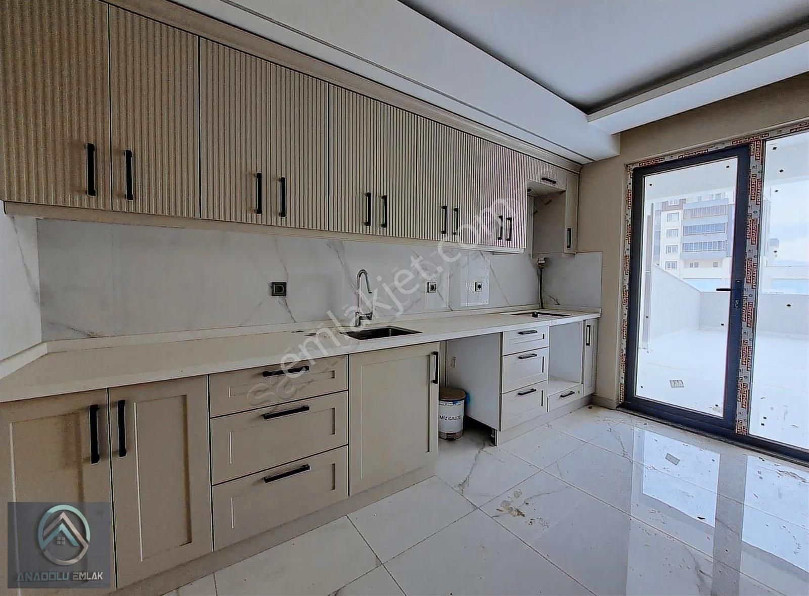 Çanakkale Merkez | Karacaörende| Sıfır Bina 2+1 | 75 M² Teraslı - Görsel 11