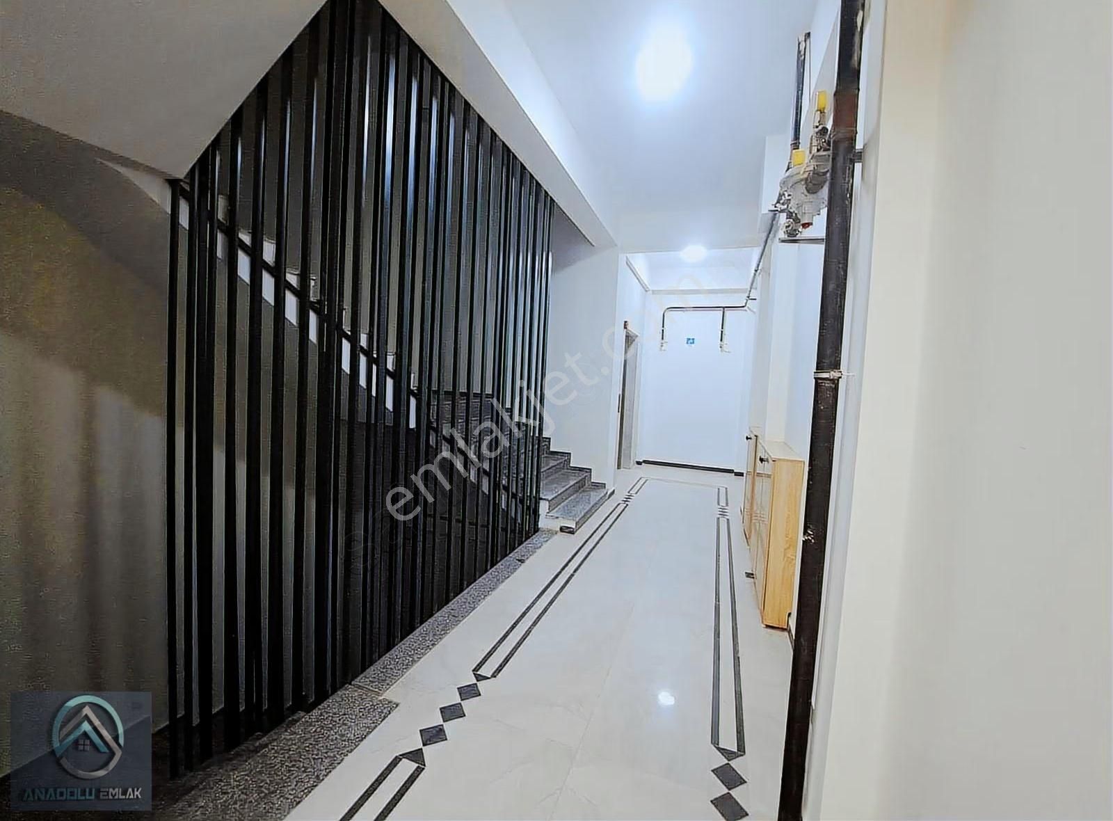 Çanakkale Merkez | Karacaörende| Sıfır Bina 1+1 | 65 M² Teraslı