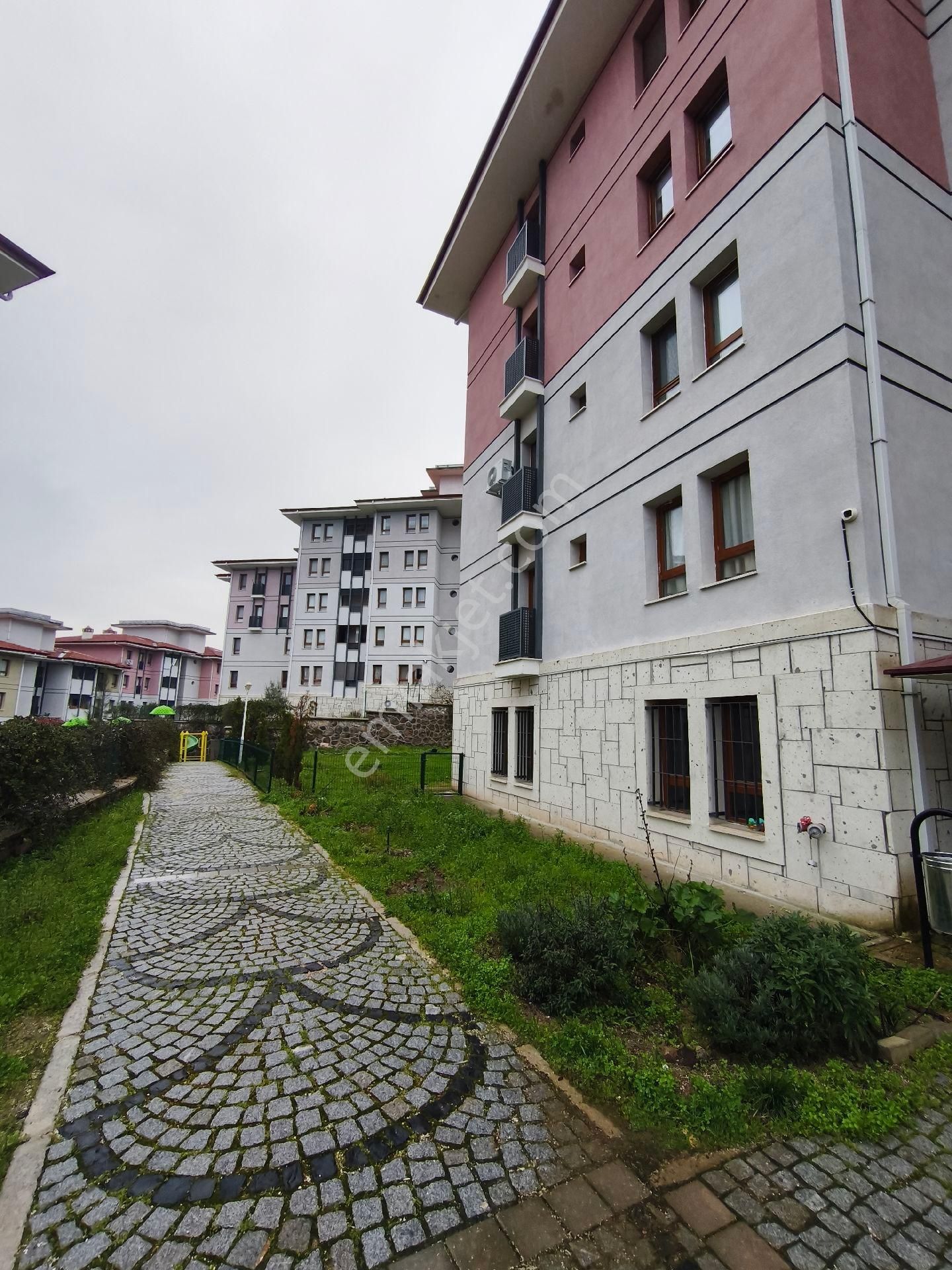 Manisa Yunusemre Akgedik Mahallesi 2.etap.2 Kısım Tıp 2-93/ 2+1 Kapalı Mutfak - Görsel 10