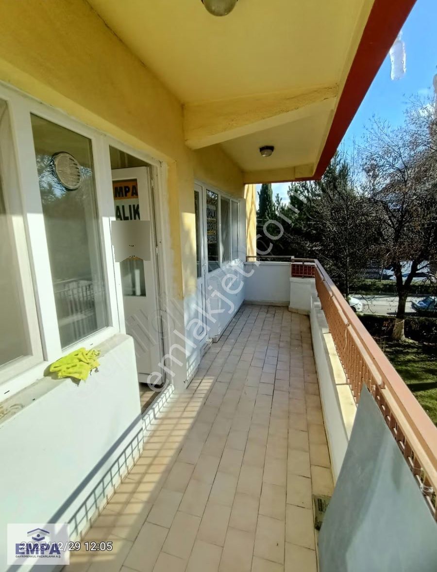 Empa'dan Ziyapaşa Cad Üzerinde 3+1 130m² Bakımlı Kiralık Daire - Görsel 8