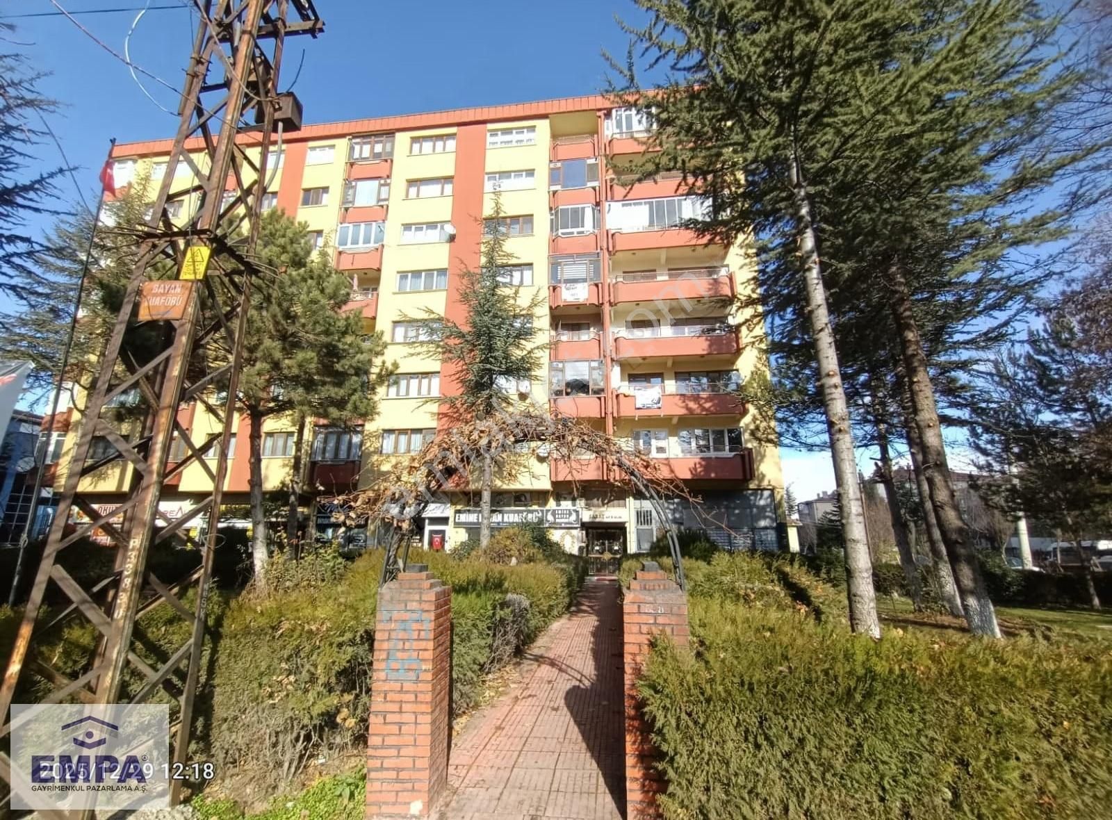 Empa'dan Ziyapaşa Cad Üzerinde 3+1 130m² Bakımlı Kiralık Daire