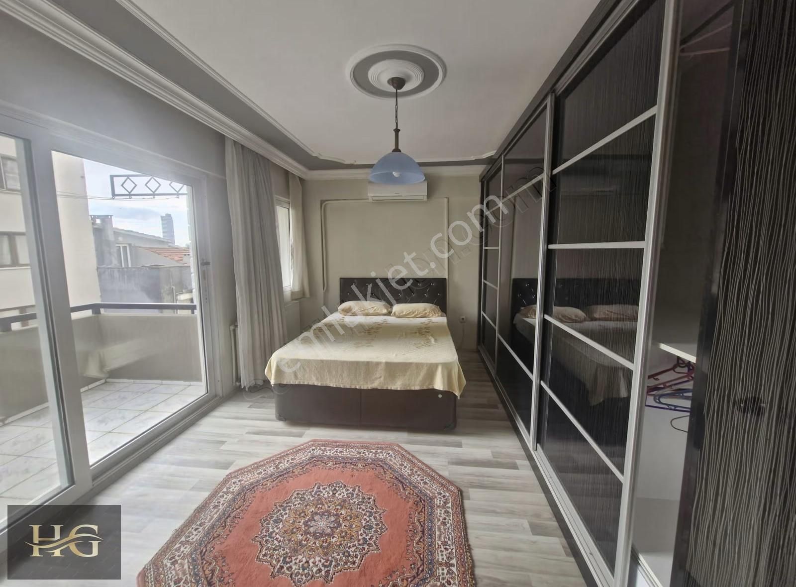 Bayraklı F.edip Baksı Mah. Deniz Manzaralı&eşyalı Kiralık Daire - Görsel 11