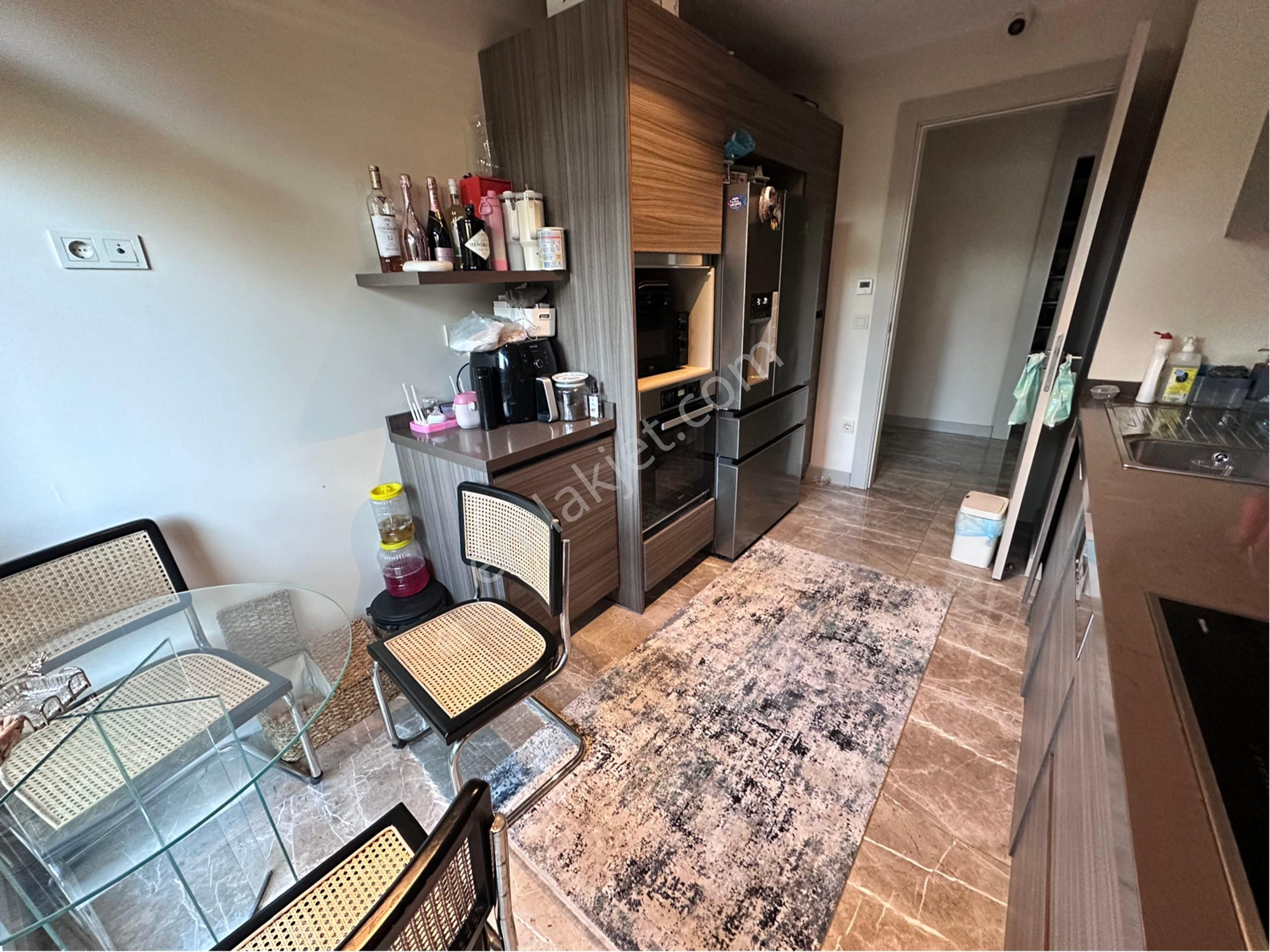 Sevcan Remax Nef Bahçelievler 87m2 Özel Teras&bahçeli Mimari Tasarımlı Bahçekatı 4,5+1 - Görsel 12