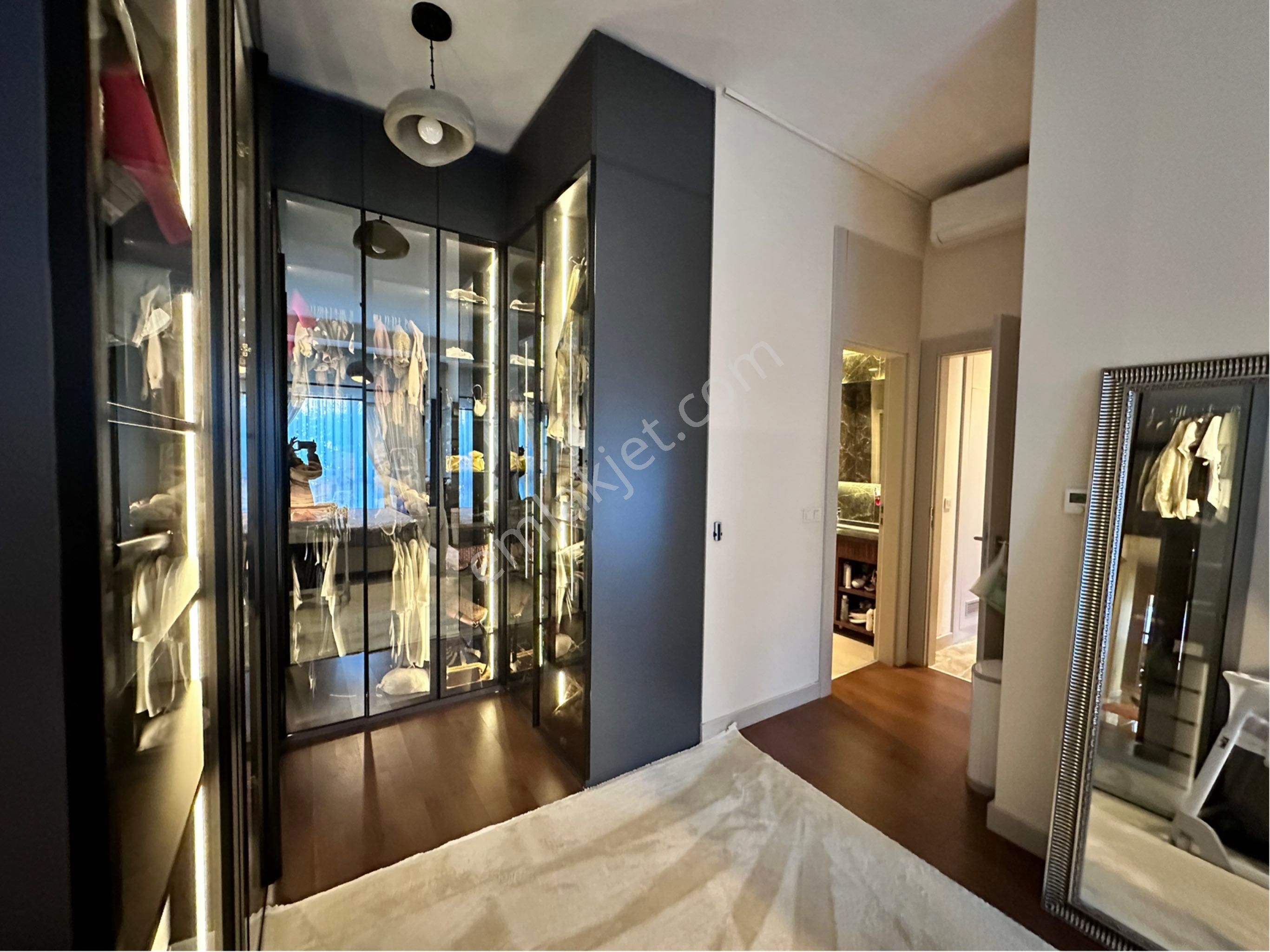 Sevcan Remax Nef Bahçelievler 87m2 Özel Teras&bahçeli Mimari Tasarımlı Bahçekatı 4,5+1 - Görsel 25