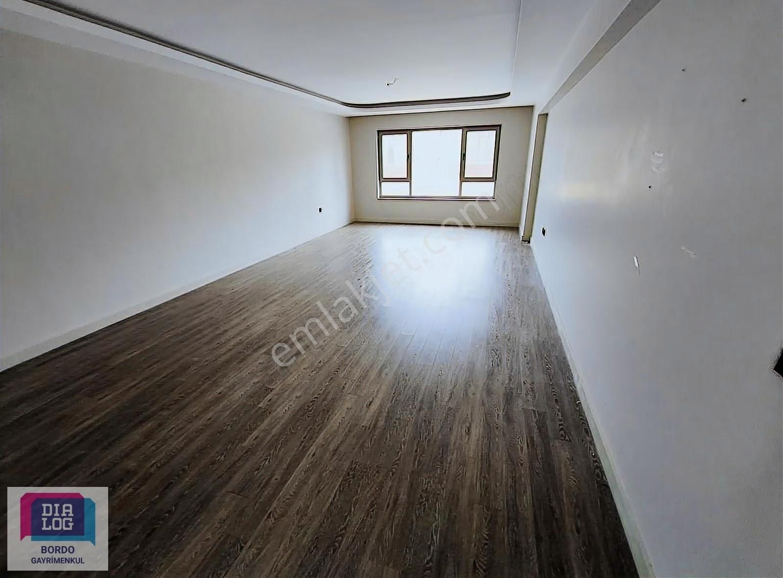 Bordo Modernde 7/24 Güv. Sitede 4,5+1 Boş Satılık Daire - Görsel 14