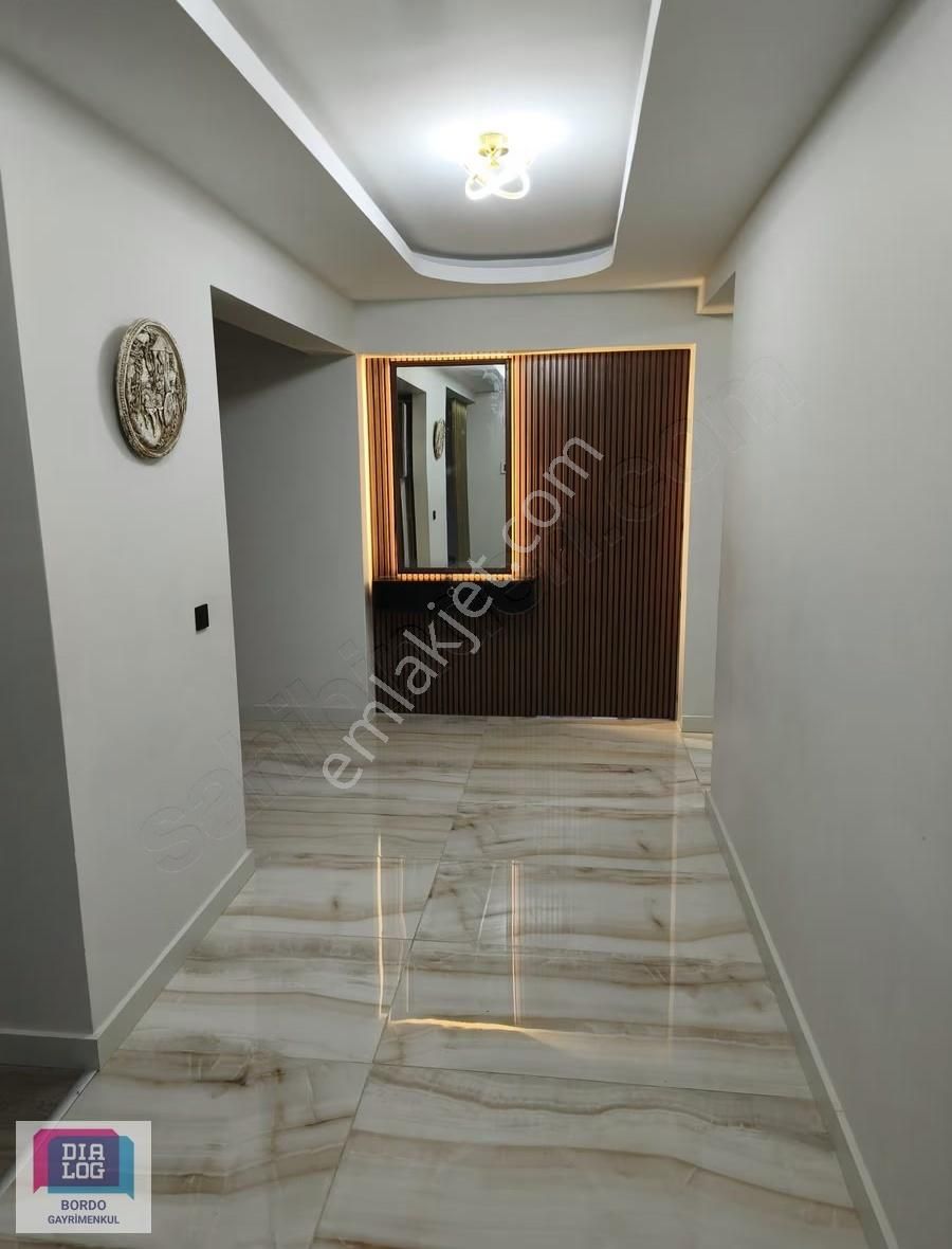 Bordo Modernde 7/24 Güv. Sitede 4,5+1 Boş Satılık Daire - Görsel 17