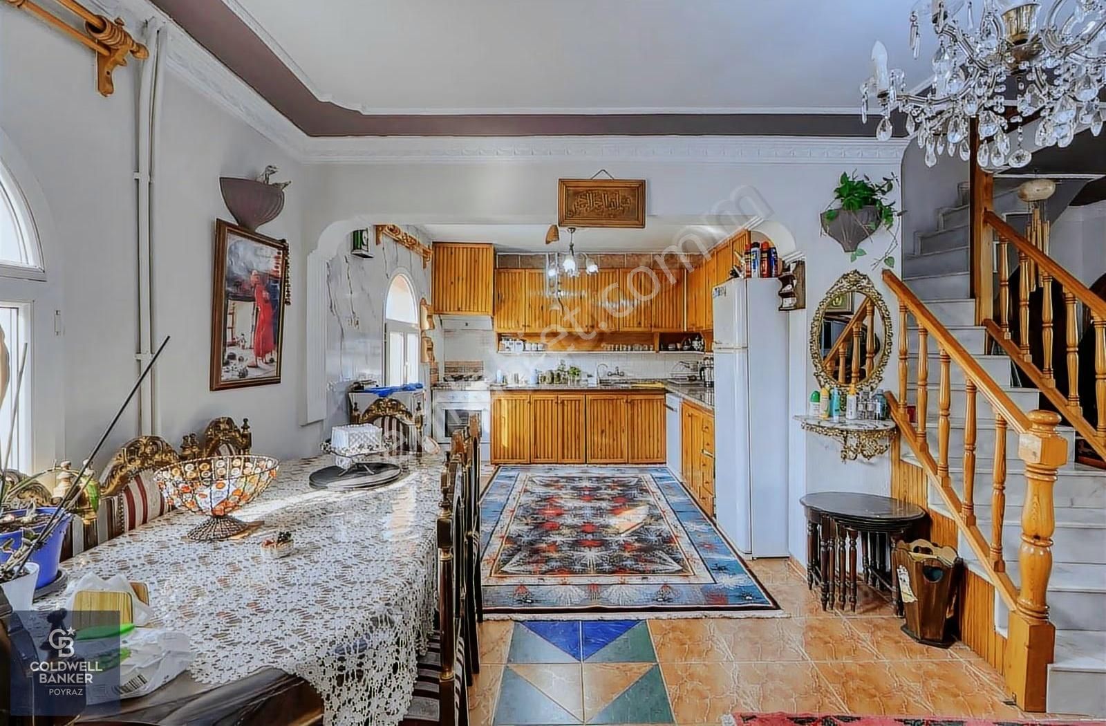 Menderes Değirmendere Satılık 5.583m2 Tarla/160m2 Havuzlu Villa