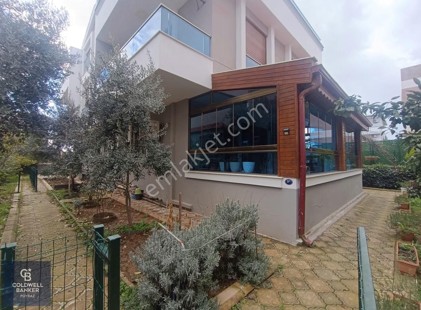 Menderes Coldwell Banker Poyraz'dan Geniş Kullanışlı 4+1 Villa - Görsel 10