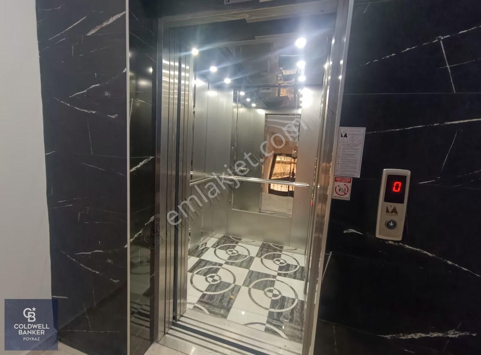 Menderes Coldwell Banker Poyraz'da Merkezi Konumda 2+1 Daire