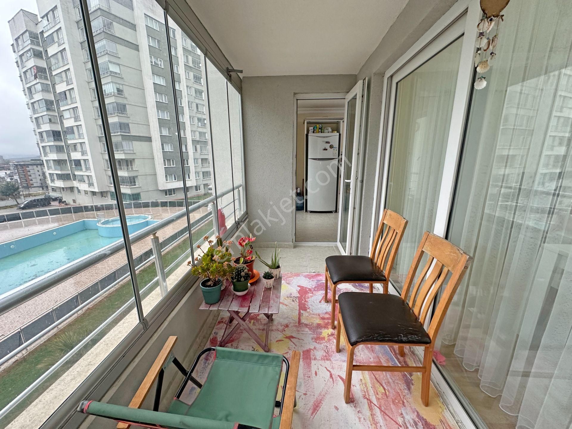 Panorama Evlerinde Havuz Manzaralı 3+1 Fırsat Daire - Görsel 15