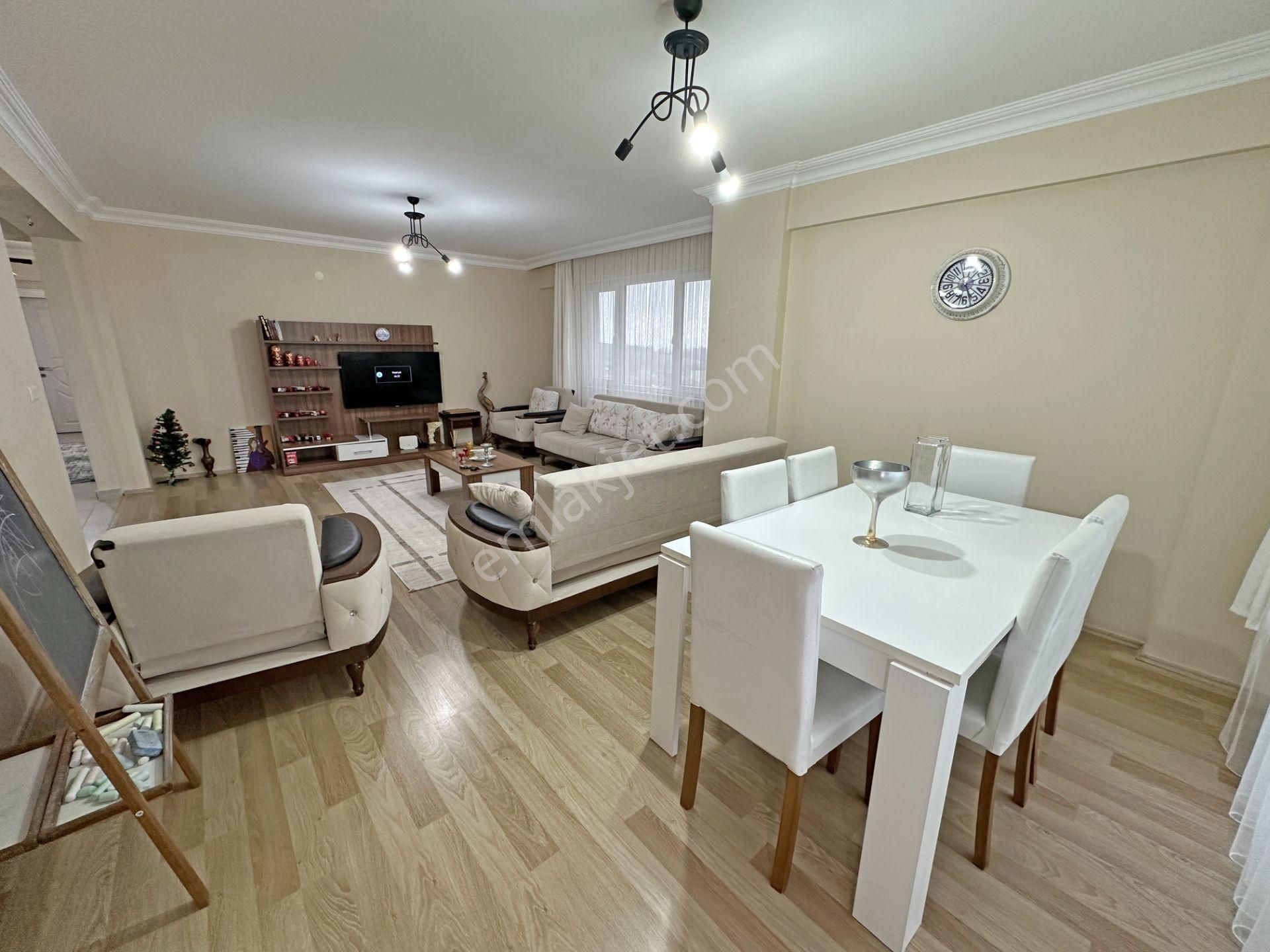 Panorama Evlerinde Havuz Manzaralı 3+1 Fırsat Daire - Görsel 14