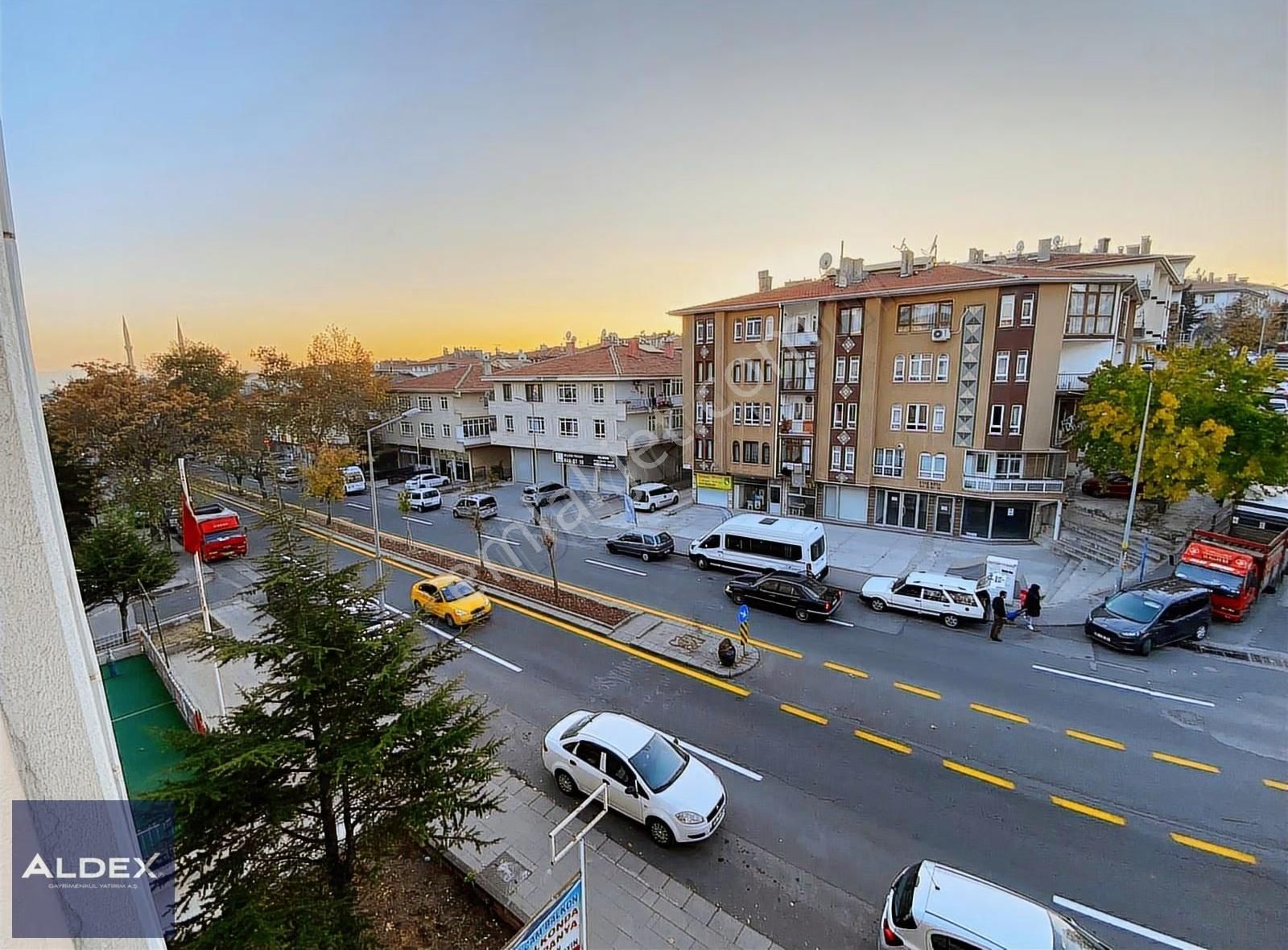 4+1 Ayvalı Da Cumartesi Pazar Karşısı Kök Tapu - Görsel 13