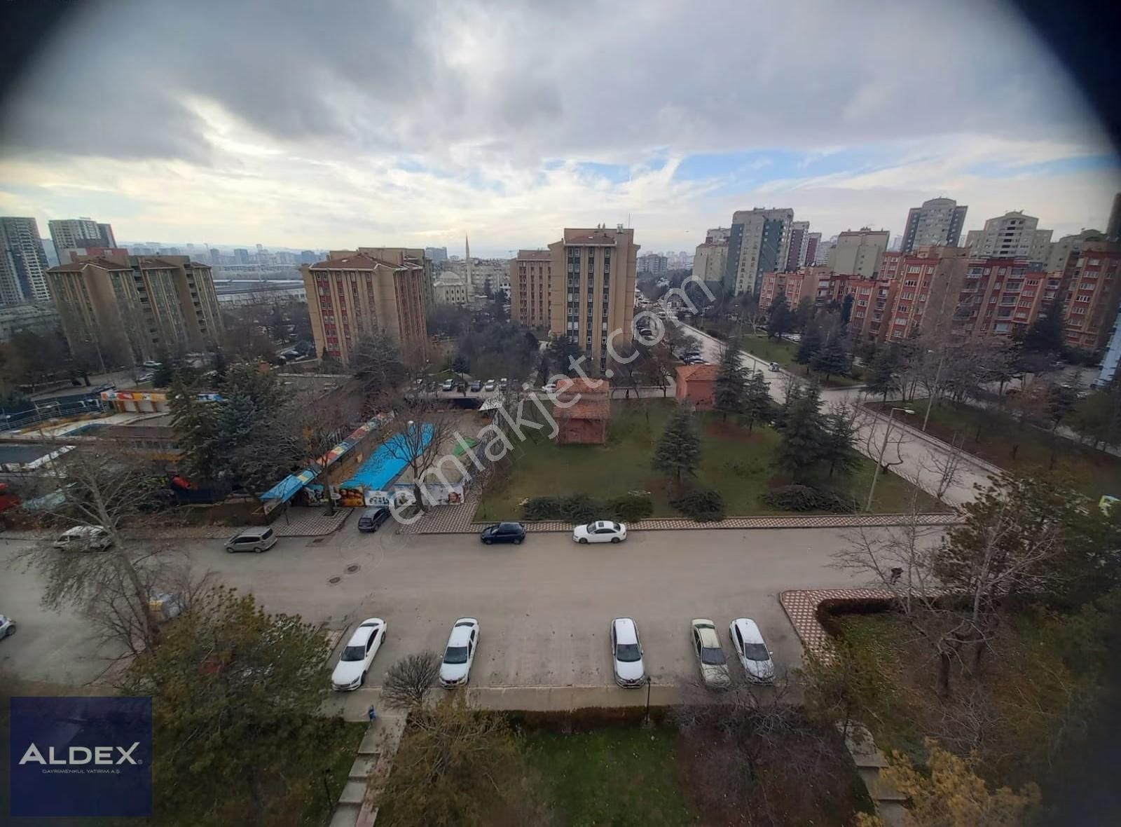 Eryaman Doğankent Sitesinde 4.5+1 Net 150 M2