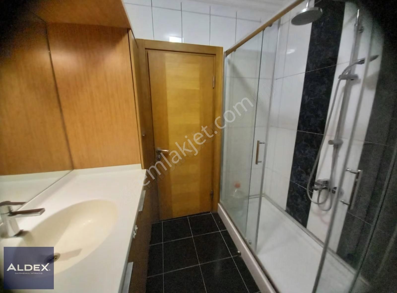 Eryaman Doğankent Sitesinde 4.5+1 Net 150 M2 - Görsel 15