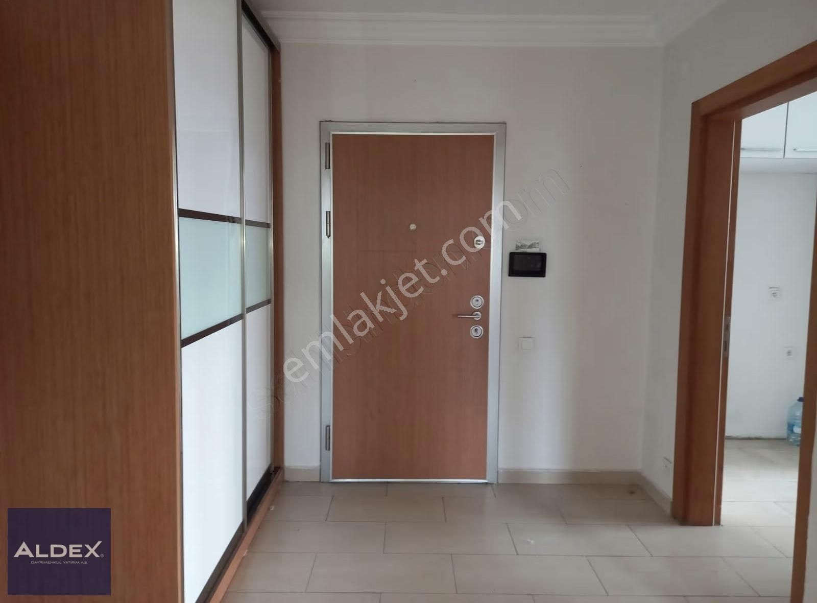 Eryaman Doğankent Sitesinde 4.5+1 Net 150 M2 - Görsel 3