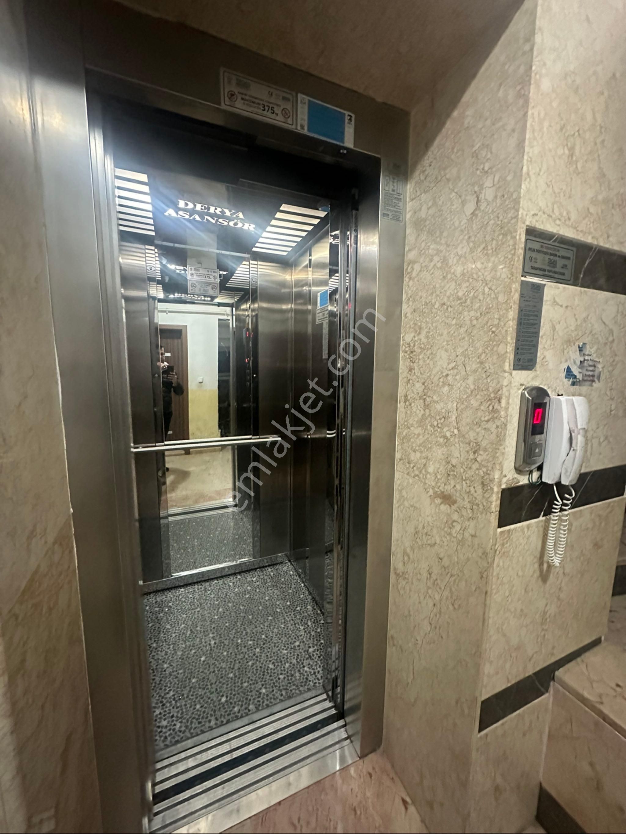 Çanakkale Barbaros Atatürk Caddesine Çok Yakın 3+1 Daire - Görsel 20