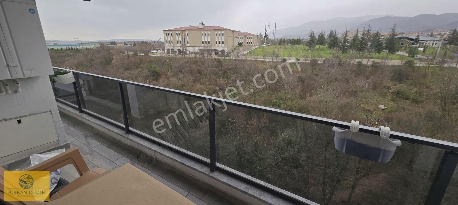 Başiskele Diş Fakültesi Yanı Güzel 3+1 Satlık Düz Daire - Görsel 8